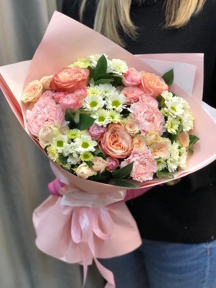 Букет цветов из: Гвоздики, Розы и Хризантемы в Исаково