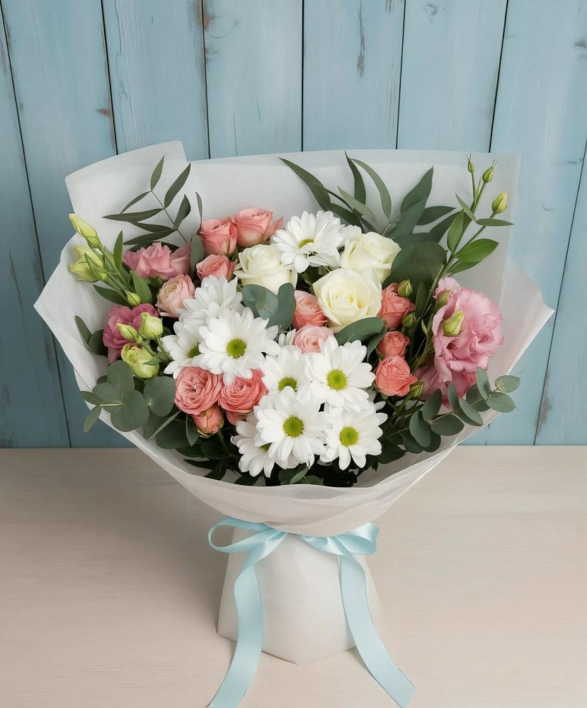 Букет цветов из: Розы, Лизиантусы и Хризантемы в Исаково