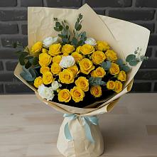 Букет цветов из:  Розы в Исаково