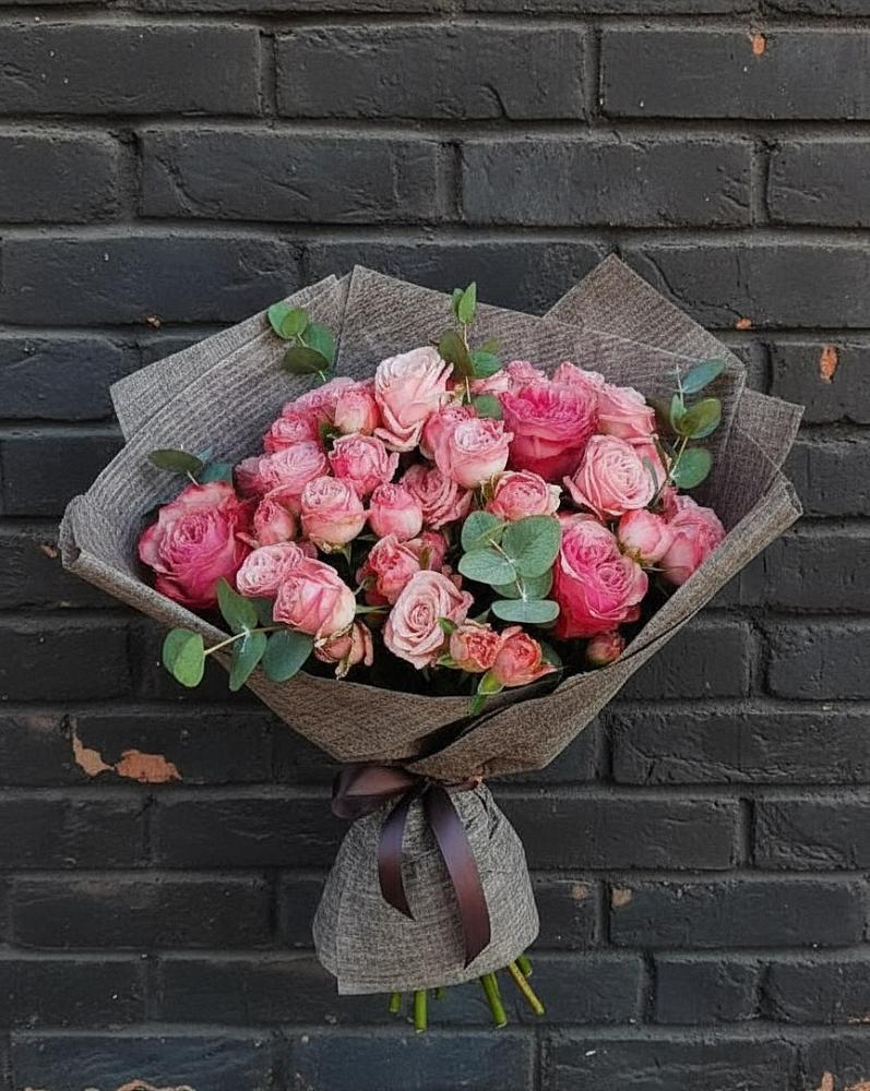 Букет цветов из: Розы в Исаково