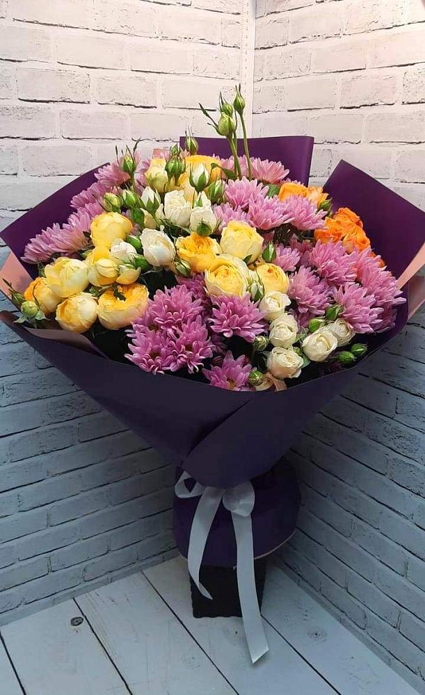 Букет цветов из: Хризантемы и Розы в Исаково