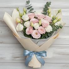 Букет цветов из:  Лизиантусы в Исаково