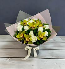 Букет цветов из:  Орхидеи и Розы в Исаково