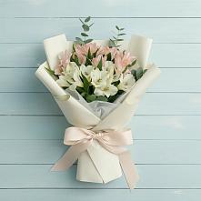 Букет цветов из:  Альстромерии в Исаково