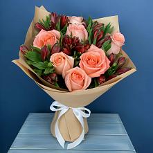 Букет цветов из:  Розы и Альстромерии в Исаково