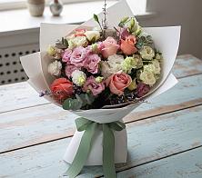 Букет цветов из:  Розы, Лизиантусы и Гвоздики #REPLACE_PRED# Исаково