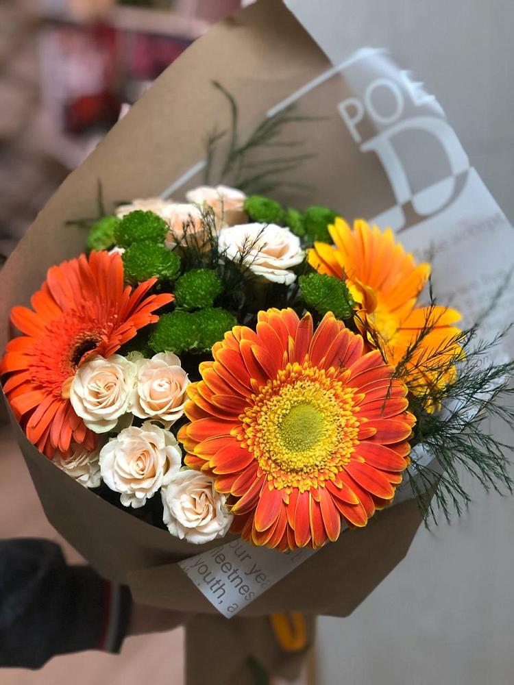 Букет цветов из: Герберы, Хризантемы и Розы в Исаково