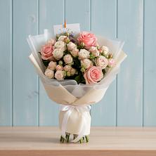 Букет цветов из:  Розы в Исаково