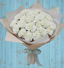 Букет цветов из:  Гвоздики в Исаково