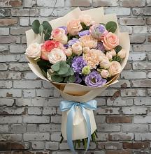 Букет цветов из:  Розы, Лизиантусы и Гвоздики #REPLACE_PRED# Исаково