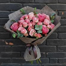 Букет цветов из:  Розы в Исаково