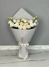 Букет цветов из:  Розы и Лизиантусы #REPLACE_PRED# Исаково